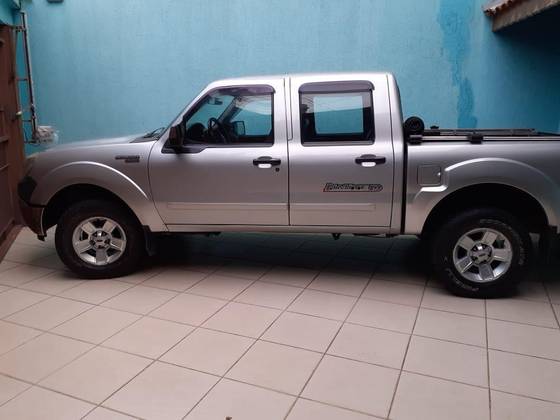 FORD RANGER 2.3 LIMITED 4X2 CD 16V GASOLINA 4P MANUAL FORD RANGER 2.3 LIMITED 4X2 CD 16V GASOLINA 4P MANUAL